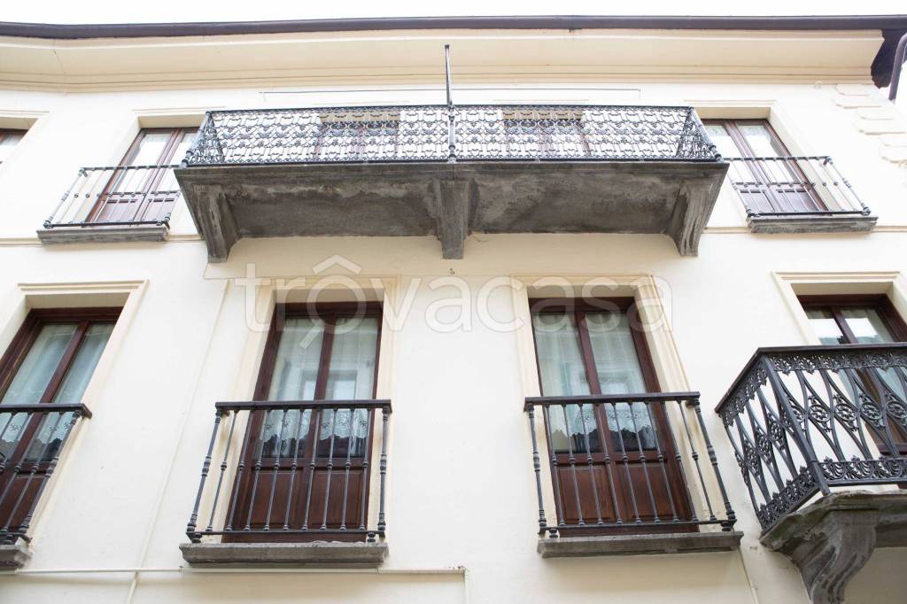 appartamento in vendita a Fenestrelle in zona Mentoulles