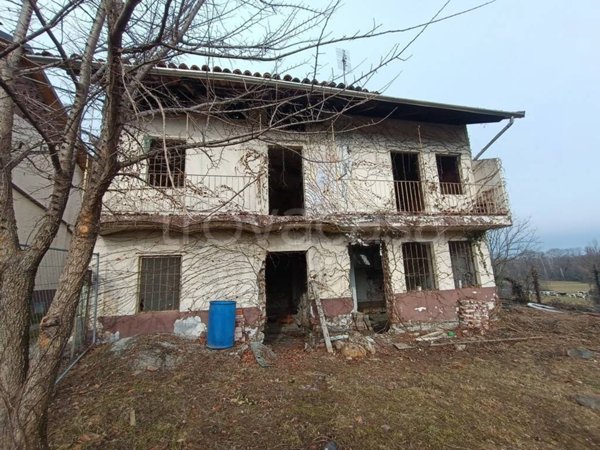casa indipendente in vendita a Fiano in zona Grange