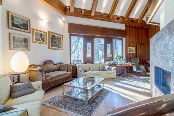 casa indipendente in vendita a Fiano