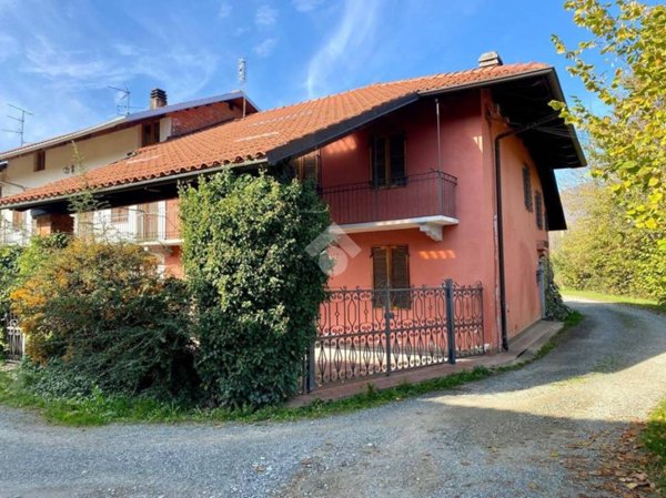 casa semindipendente in vendita a Fiano in zona Grange