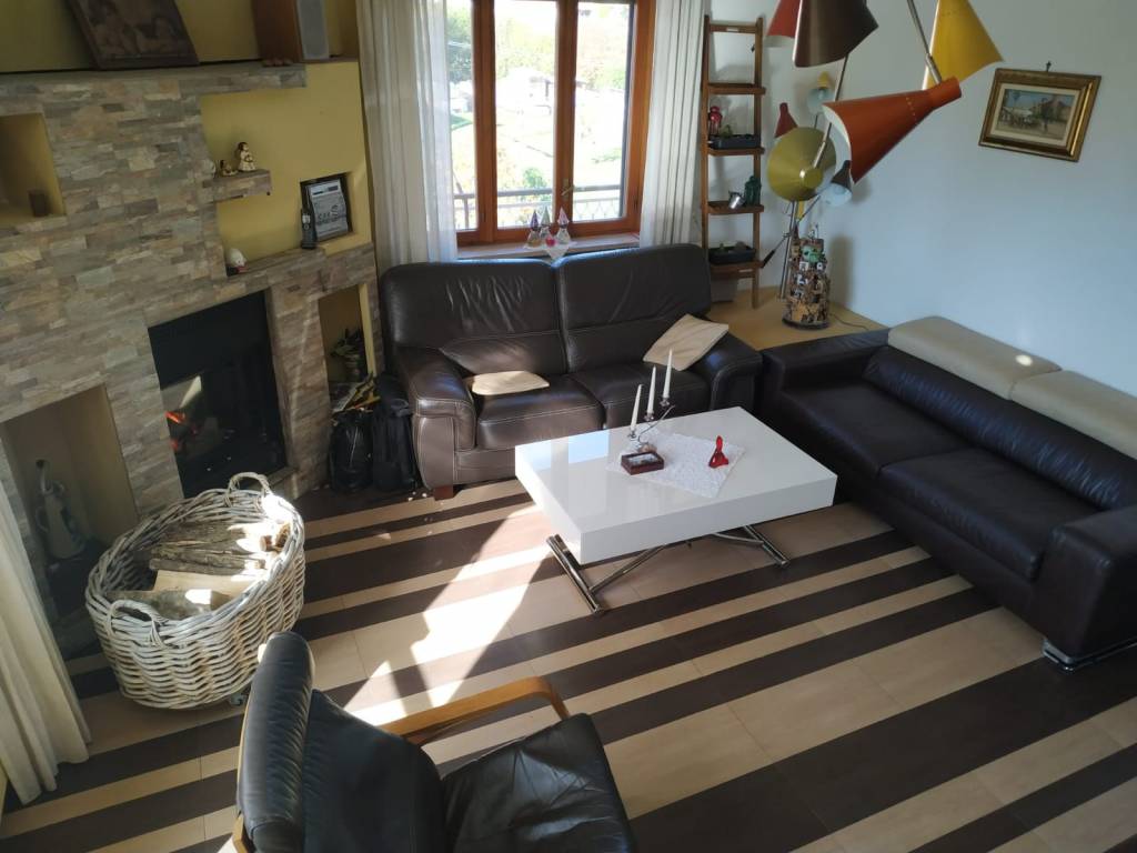 casa indipendente in vendita a Fiano