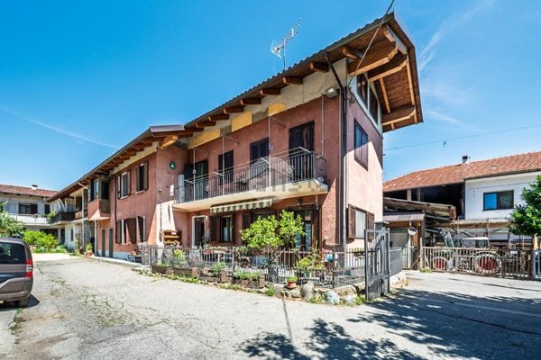 pentavano in vendita a Fiano