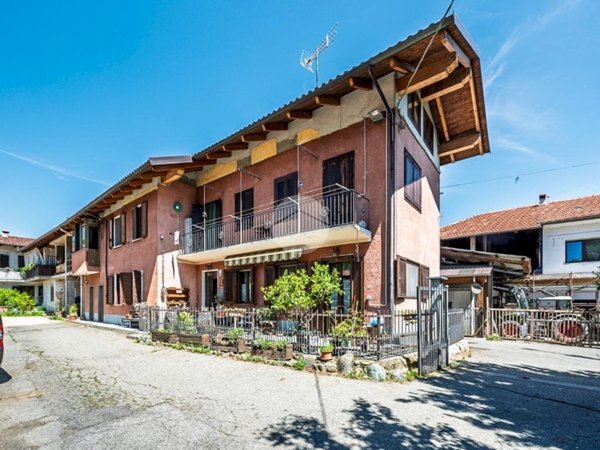 casa indipendente in vendita a Fiano in zona San Firmino