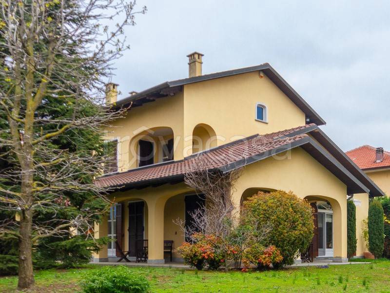 casa indipendente in vendita a Fiano