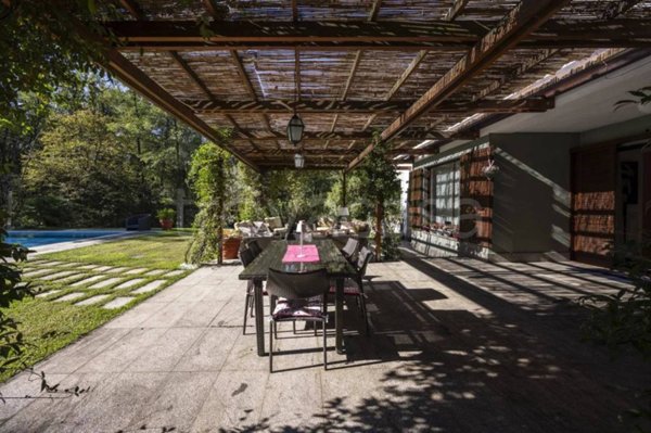 casa indipendente in vendita a Fiano