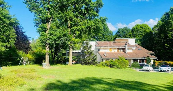 casa indipendente in vendita a Fiano