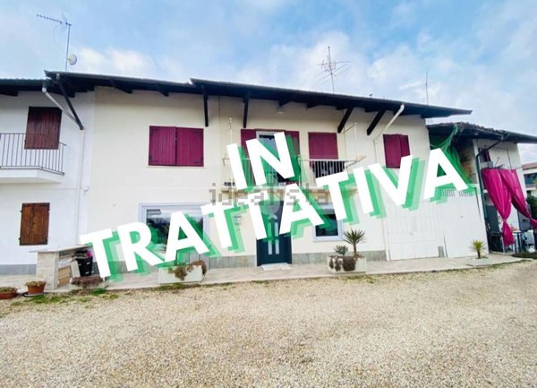 casa indipendente in vendita a Fiano