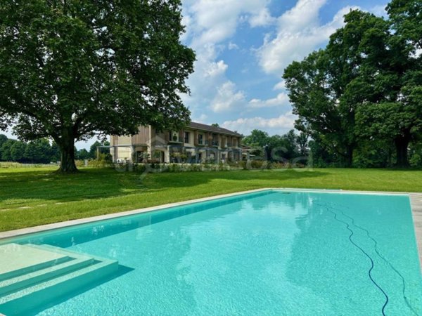 casa indipendente in vendita a Fiano