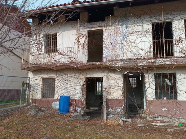 casa indipendente in vendita a Fiano in zona Grange