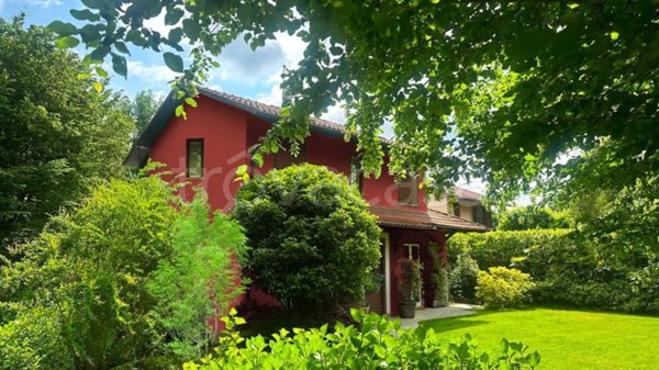 casa indipendente in vendita a Fiano