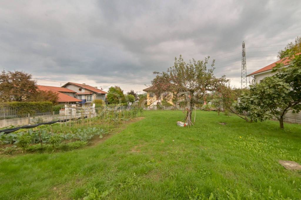 ufficio in vendita a Fiano