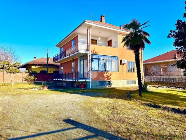 casa indipendente in vendita a Fiano