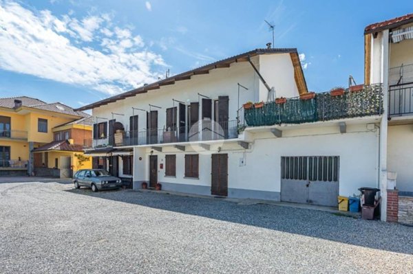 casa indipendente in vendita a Fiano in zona Grange
