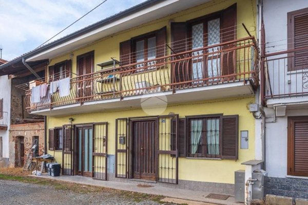 casa indipendente in vendita a Fiano in zona Grange