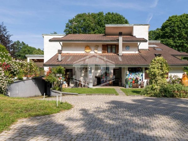 casa indipendente in vendita a Fiano