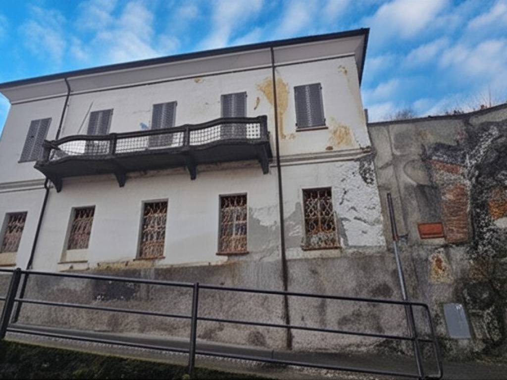appartamento in vendita a Fiorano Canavese