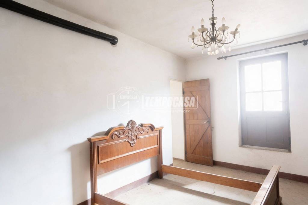 casa indipendente in vendita a Fiorano Canavese