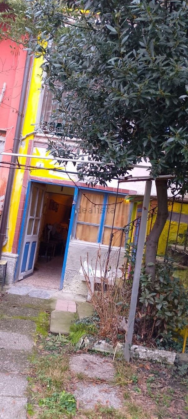 casale in vendita a Fiorano Canavese