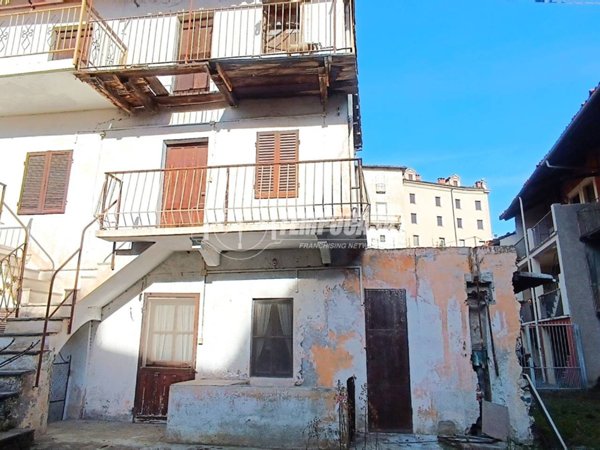 appartamento in vendita a Fiorano Canavese