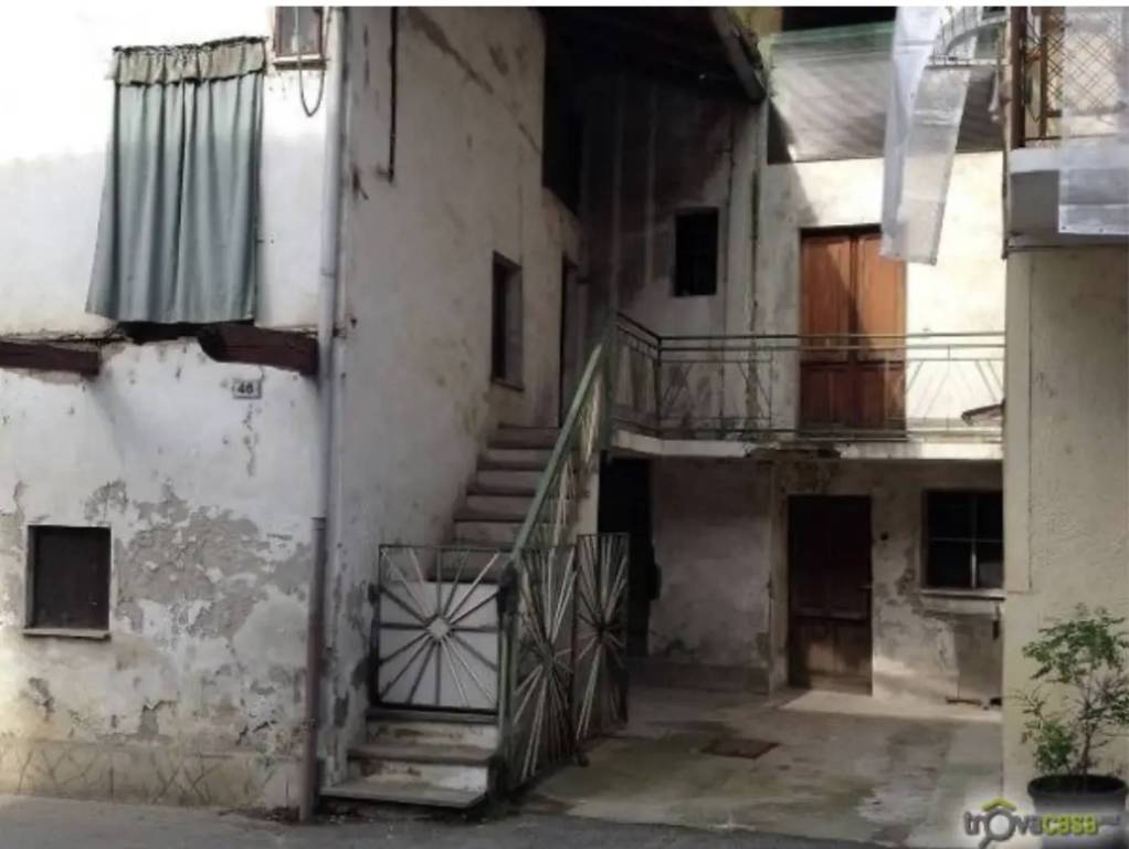 casale in vendita a Foglizzo