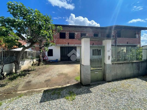 casa indipendente in vendita a Foglizzo