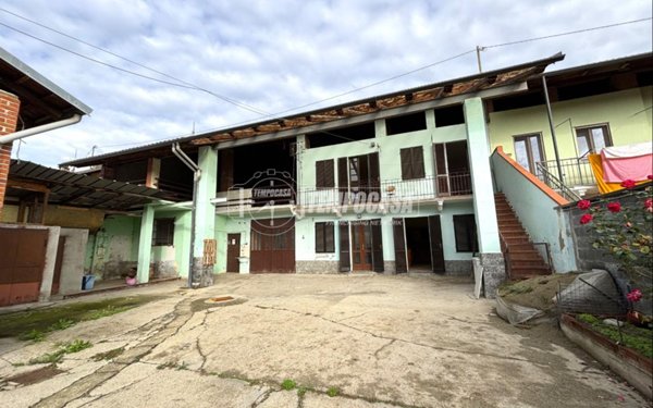 casa indipendente in vendita a Foglizzo