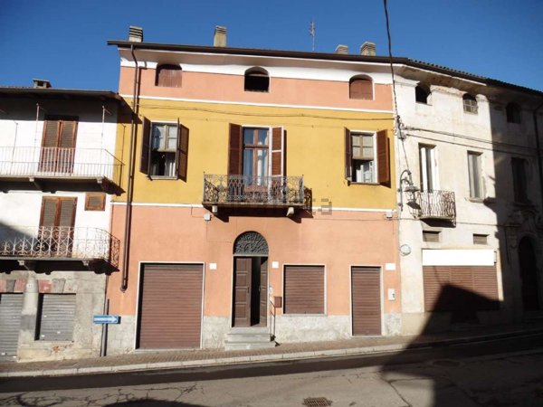 intera palazzina in vendita a Foglizzo
