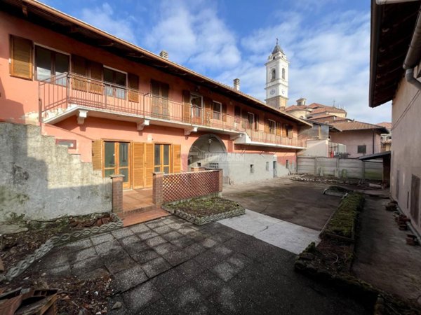 casale in vendita a Foglizzo