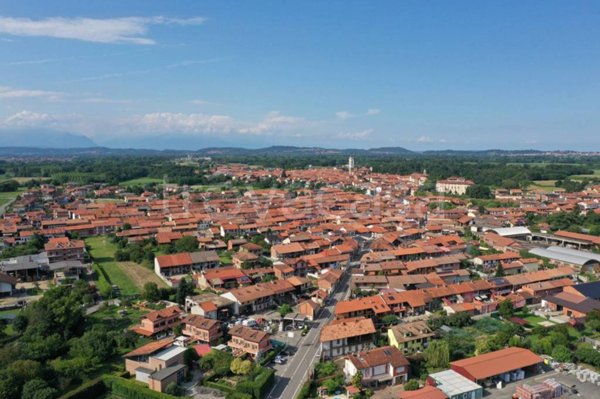 locale commerciale in vendita a Foglizzo