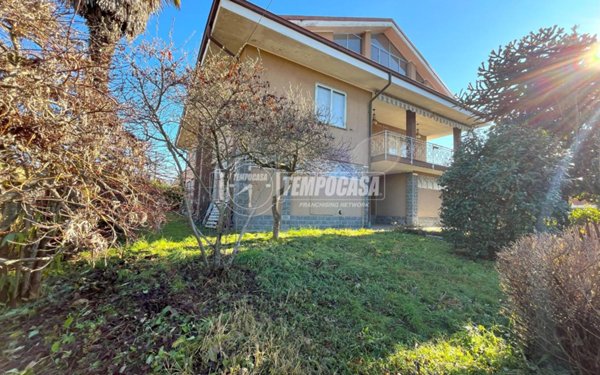 casa indipendente in vendita a Foglizzo