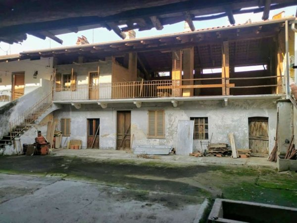 casa indipendente in vendita a Foglizzo