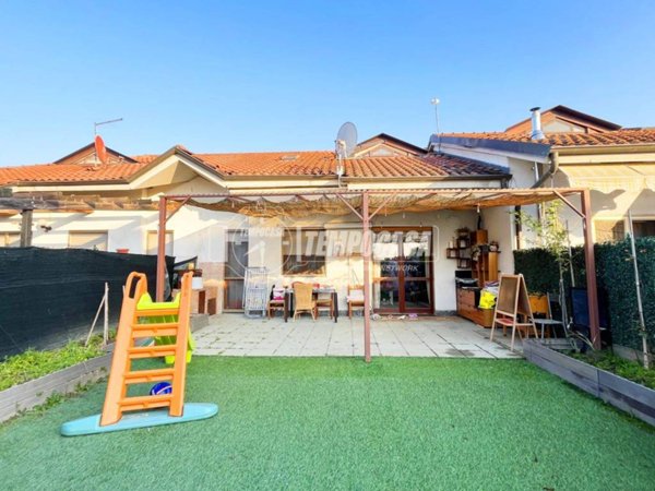 casa indipendente in vendita a Foglizzo