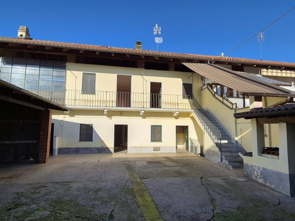 casa indipendente in vendita a Foglizzo