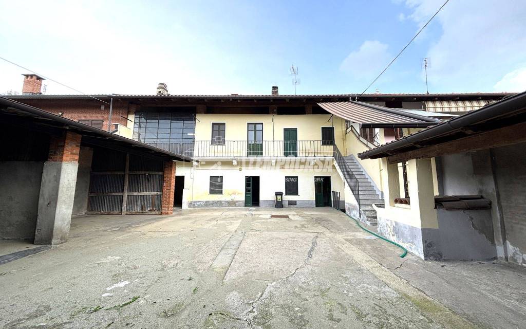 casa indipendente in vendita a Foglizzo