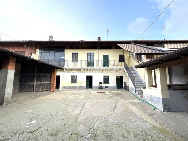 casa indipendente in vendita a Foglizzo