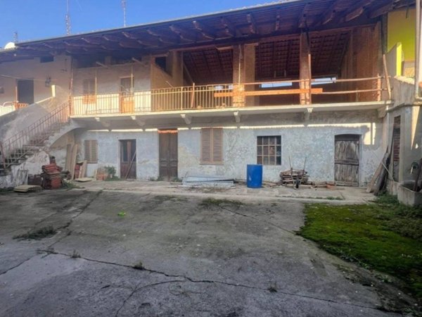 casa indipendente in vendita a Foglizzo