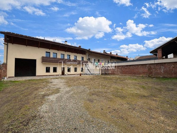 esavano in vendita a Foglizzo