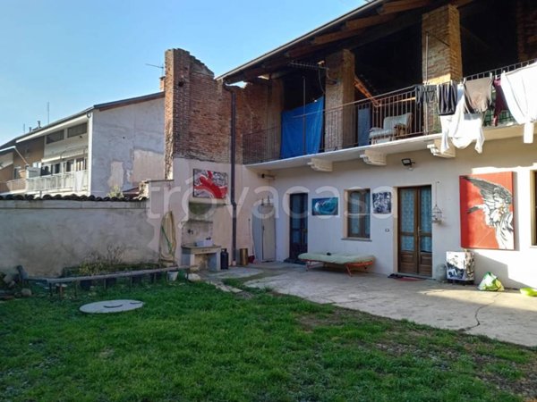 casa indipendente in vendita a Foglizzo