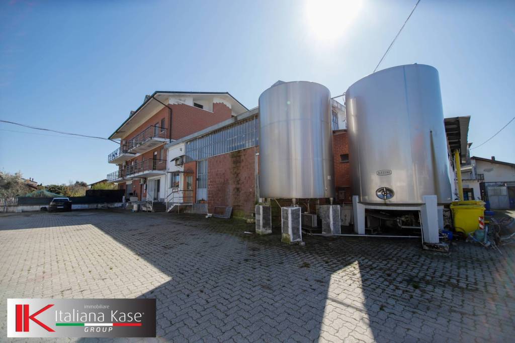 negozio in vendita a Foglizzo