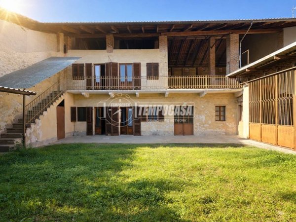 casa indipendente in vendita a Foglizzo