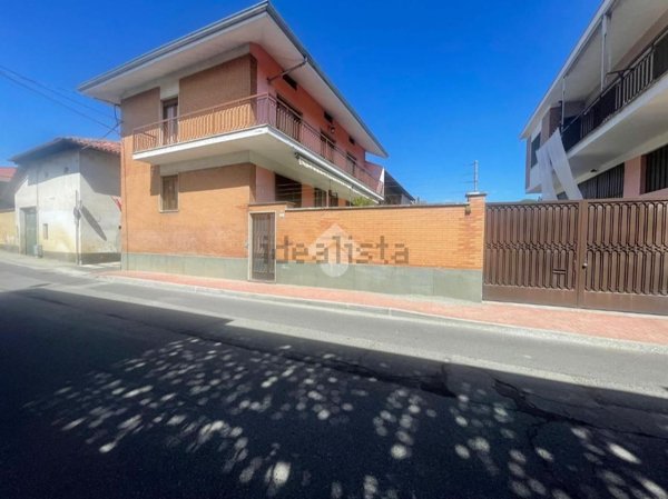 casa indipendente in vendita a Foglizzo