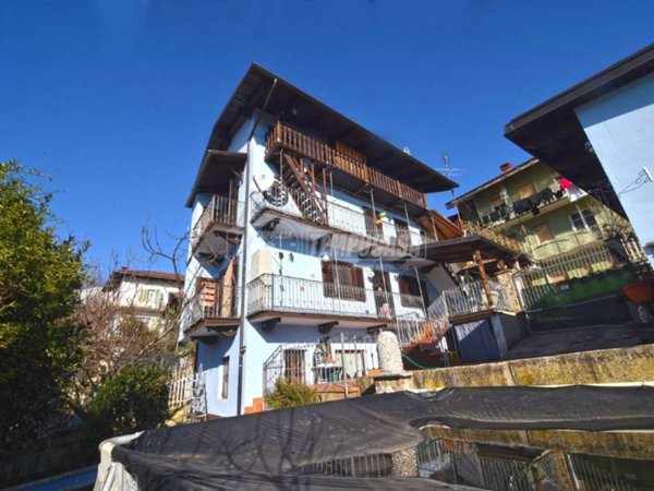 casa indipendente in vendita a Forno Canavese