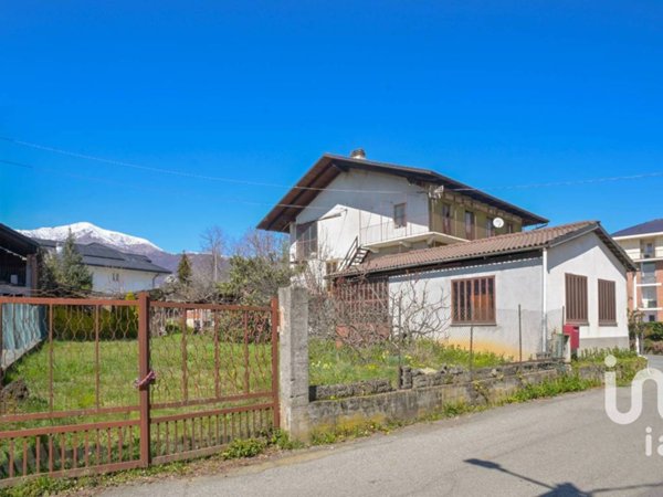 casa indipendente in vendita a Forno Canavese