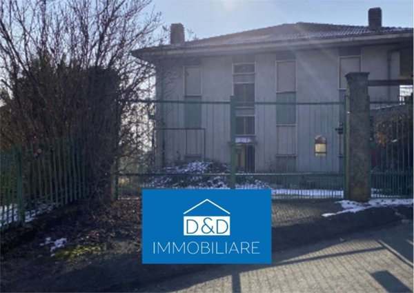 casa indipendente in vendita a Forno Canavese