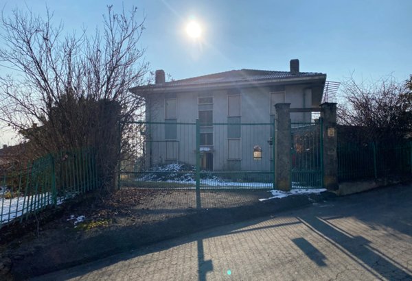 casa indipendente in vendita a Forno Canavese