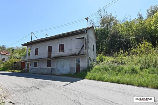 casa indipendente in vendita a Forno Canavese
