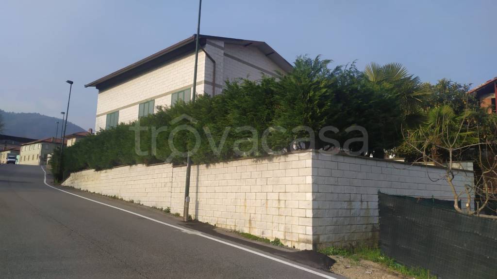 appartamento in vendita a Forno Canavese