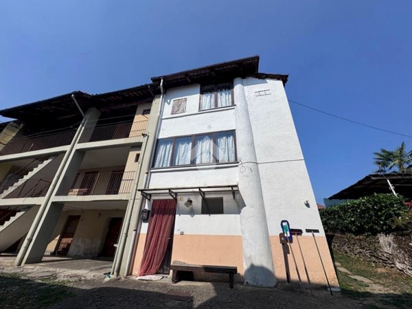 casa semindipendente in vendita a Forno Canavese