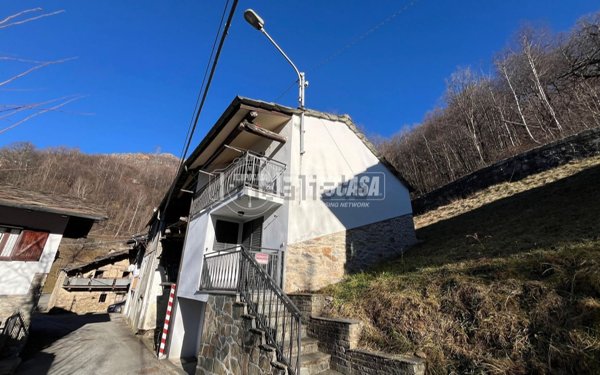 casa indipendente in vendita a Frassinetto