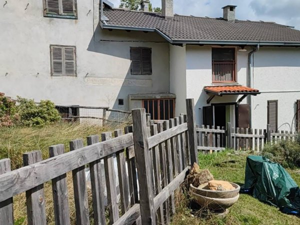 casa indipendente in vendita a Frassinetto